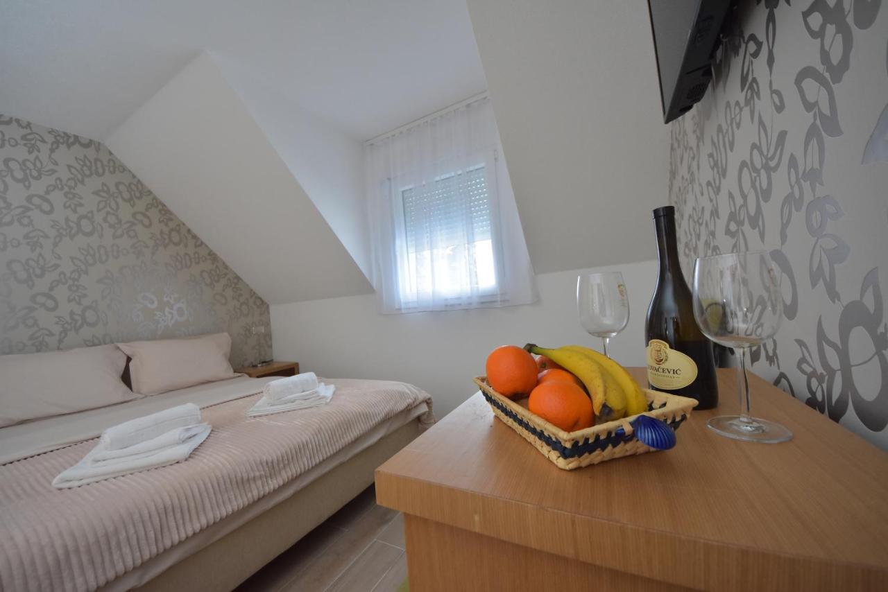 Luznjanin Restoran I Sobe Hotel Josanicka Banja Luaran gambar