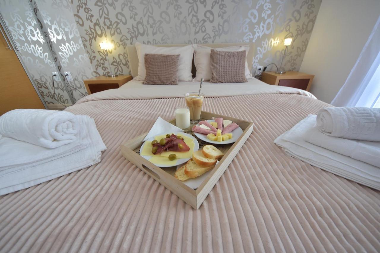 Luznjanin Restoran I Sobe Hotel Josanicka Banja Luaran gambar